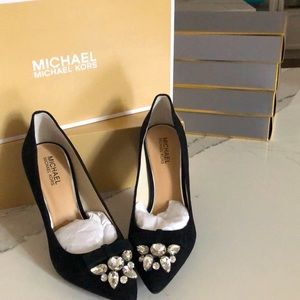 Michael Kors Felicity Pump, Suede Black, Size 8.5